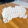 Stand Controller Xbox Hexagonal – Dudukan Stick Xbox Bahan PLA Print 3D