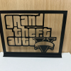 Plakat Dekoratif Grand Theft Auto V – Pajangan Meja Gaming Estetik | 3D Print PLA | Dekorasi Setup Gamer